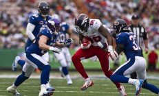 米兰百家乐-步行者对阵尼克斯，小贾伦关键制胜，改写系列赛走向