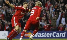 米兰体育-关于阿贾克斯击败利物浦，携手晋级淘汰赛的信息