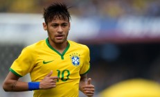 米兰体育下载-当一波带走成为艺术，南非足球的启示与穆勒的东决接管时刻