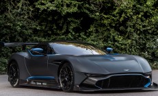 米兰APP下载-霍勒迪末节封神！活塞逆转森林狼，平民英雄的逆袭剧本