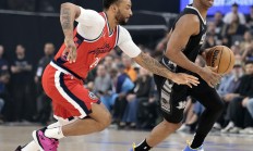 米兰APP下载-包含快船主场击败马刺，全队合作紧密的词条