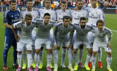 米兰真人-马克西末节狂飙19分，湖人防线溃败，马刺主场提前三节进入垃圾时间