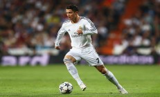 ac米兰官网-南非之矛刺穿银河战舰，法比尼奥的战术交响曲