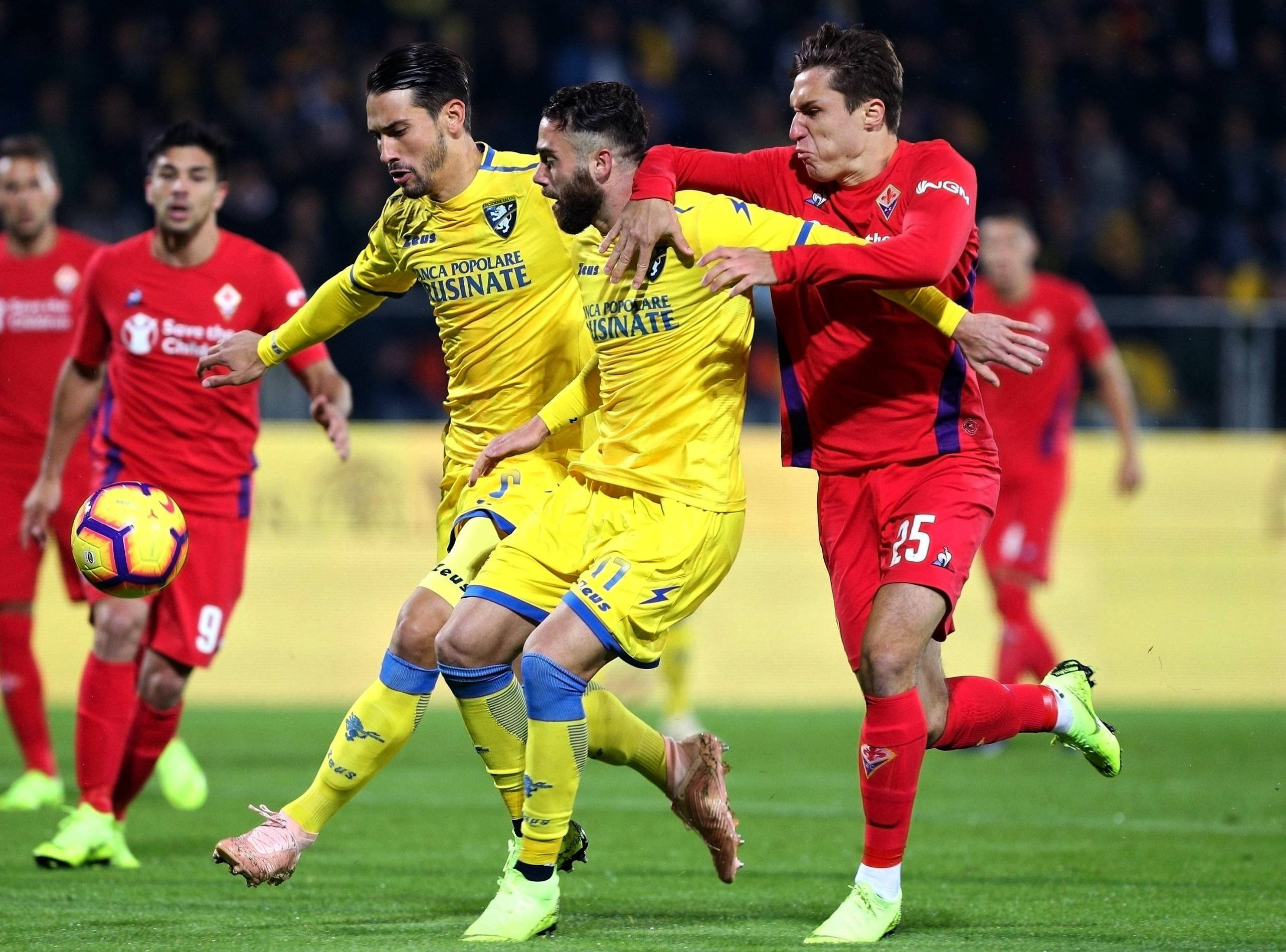 欧预赛预热赛打响,实力对决一触即发 欧预赛预热赛打响,实力对决一触即发