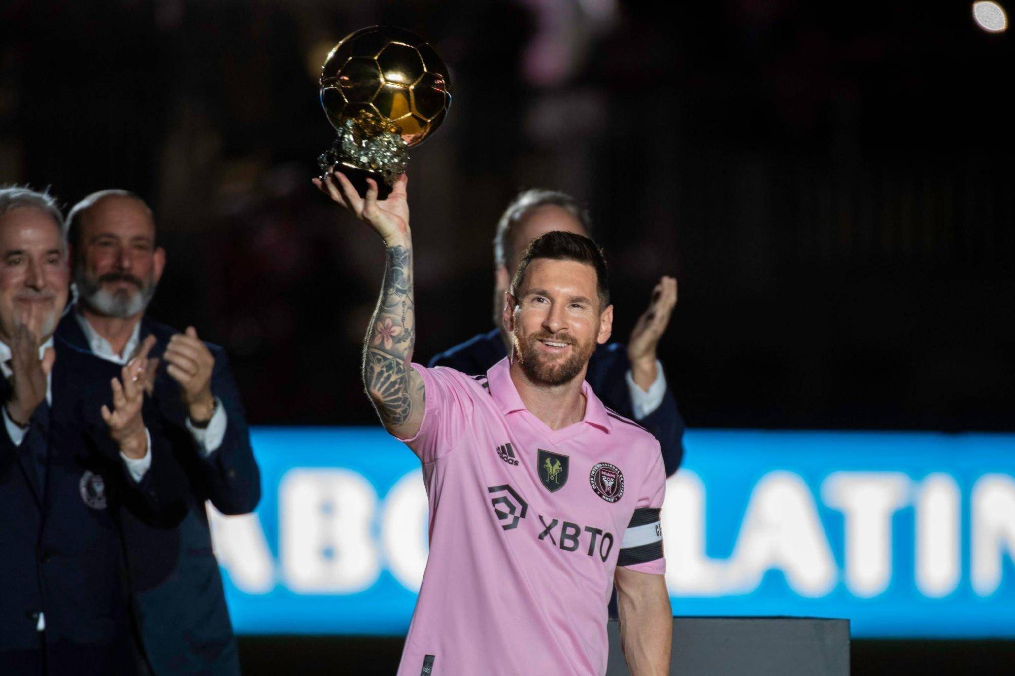 关于梅西获得金球奖,再度创造足坛历史的信息 关于梅西获得金球奖,再度创造足坛历史的信息