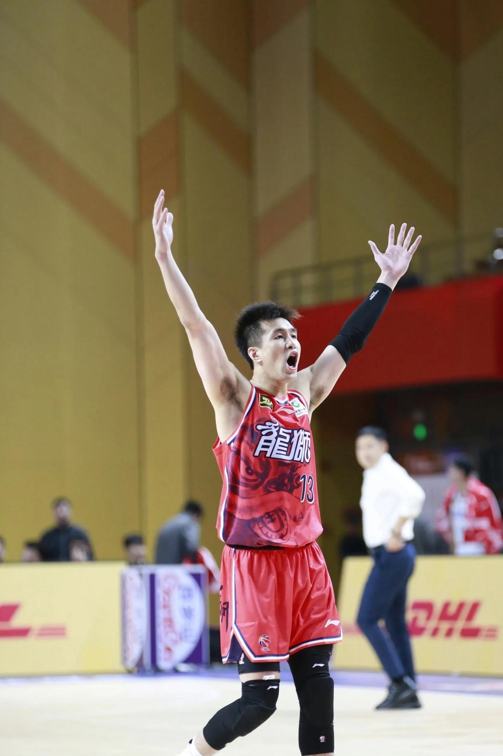 中国男篮横扫掘金,拉文打破历史纪录的简单介绍 中国男篮横扫掘金,拉文打破历史纪录的简单介绍